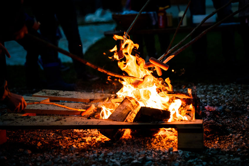 Das perfekte Lagerfeuer - pfadfinder-werden.de